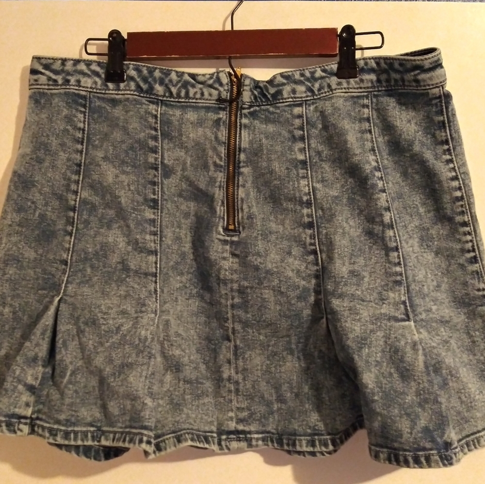 No boundaries - Bluejean Mini Skirt. Size 17.